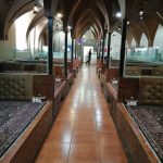 رستوران جاده ای سفره خانه سنتی مهتاب قم