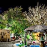 اقامتگاه بومگردی سنتی سرو کهن ابرکوه یزد