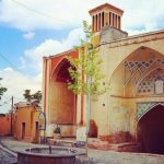 اقامتگاه بومگردی سنتی سرای شمس نراق مرکزی