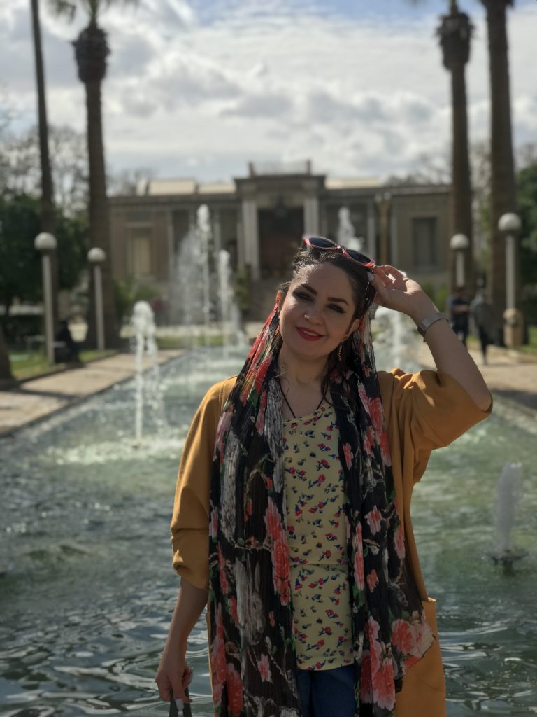 عارفه عبدلی تورلیدر طبیعتگردی