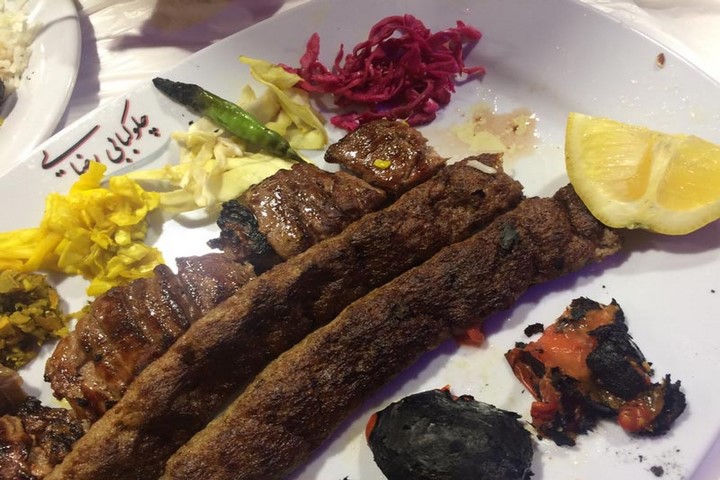 کبابی رضایی بروجرد لرستان