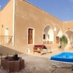اقامتگاه بوم گردی عمارت دژ گلی سرخه سمنان